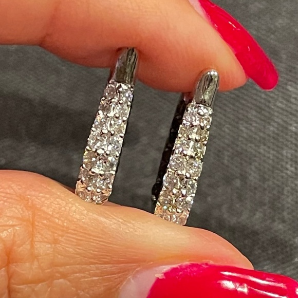 Beautiful Lab Created Black & Clear Diamonds Earrings - Picture 3 of 8